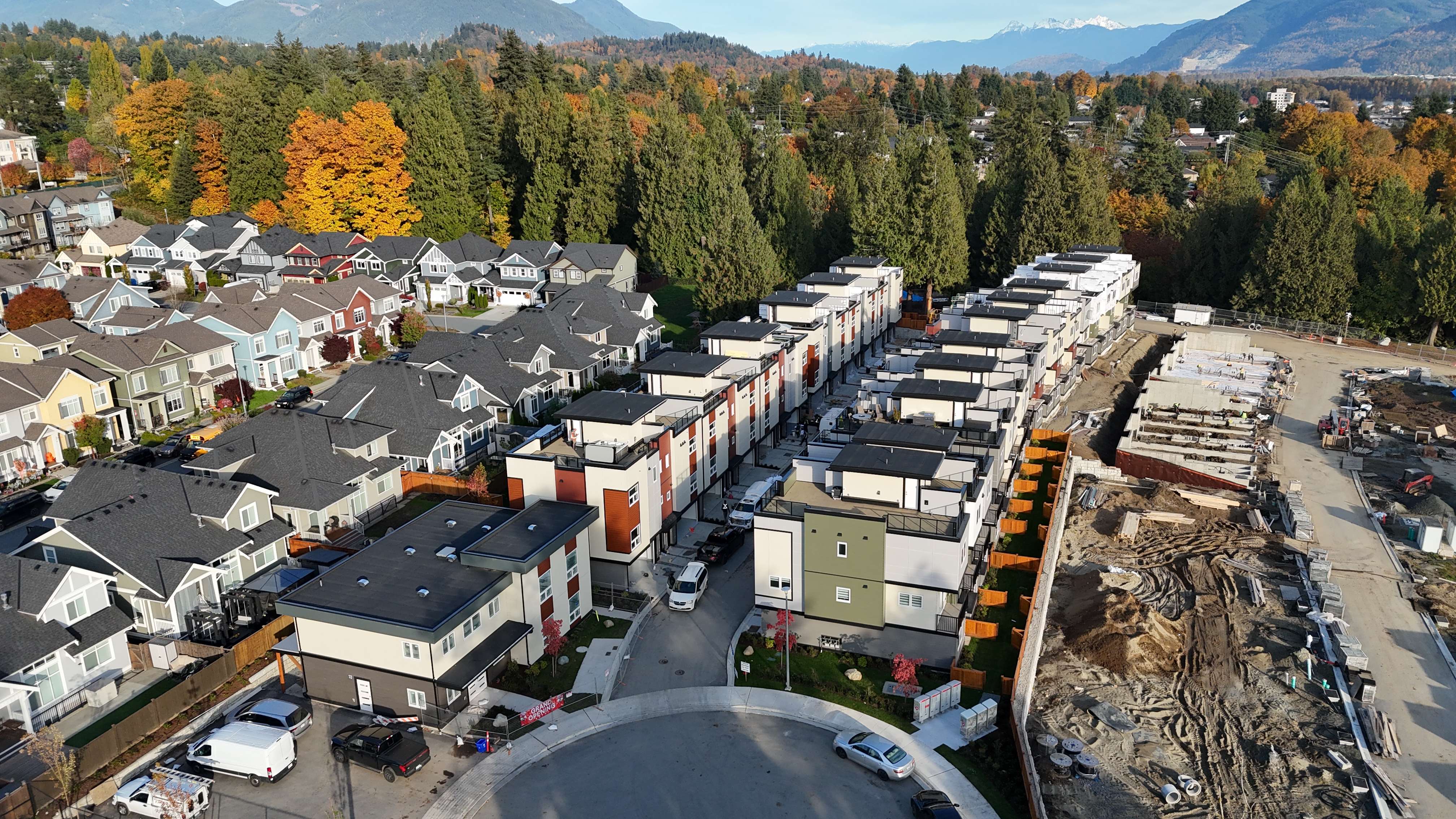Skyview Townhomes - Image 7