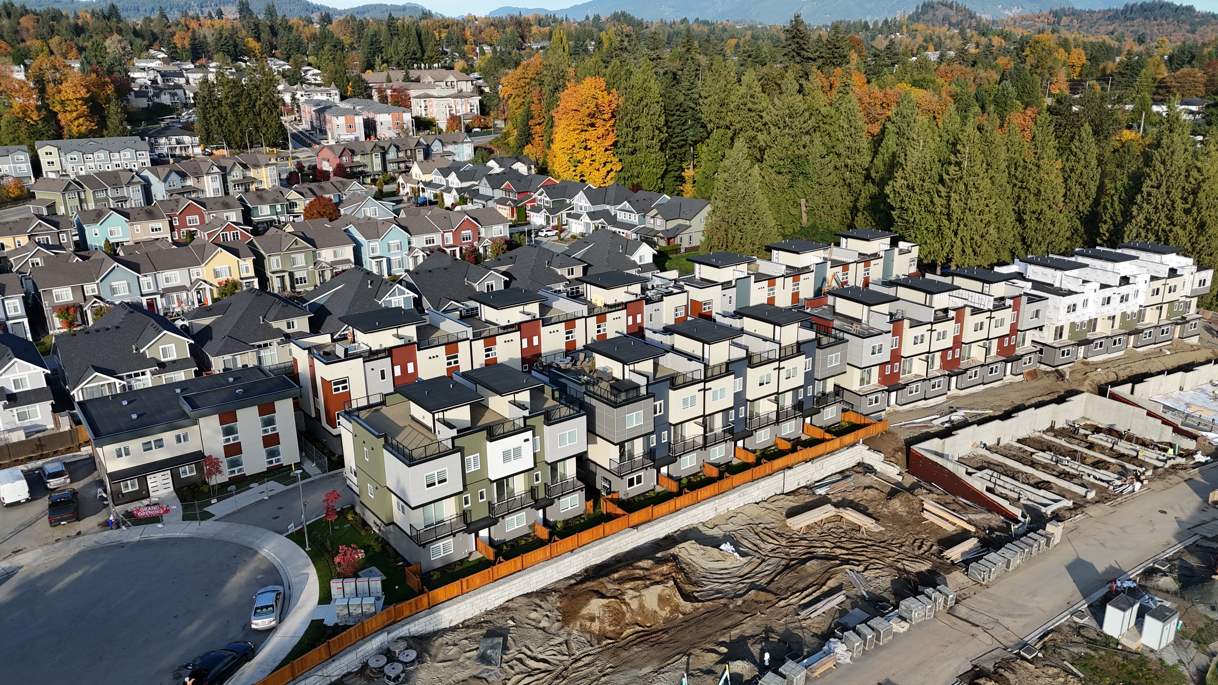 Skyview Townhomes - Image 10